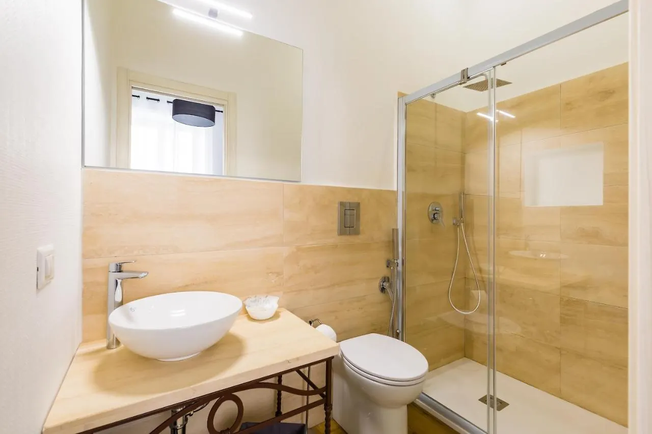 Barrio 133 - Double Bedroom In Center By Napoliapartments Naples