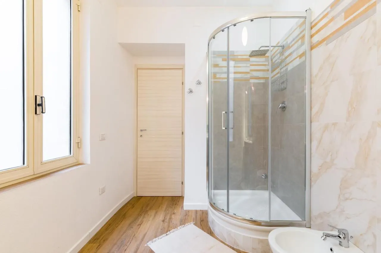 Apartment Barrio 133 - Double Bedroom In Center By Napoliapartments